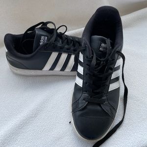 MINT WOMENS BLACK ADIDAS GRAND COURT SNEAKERS 8